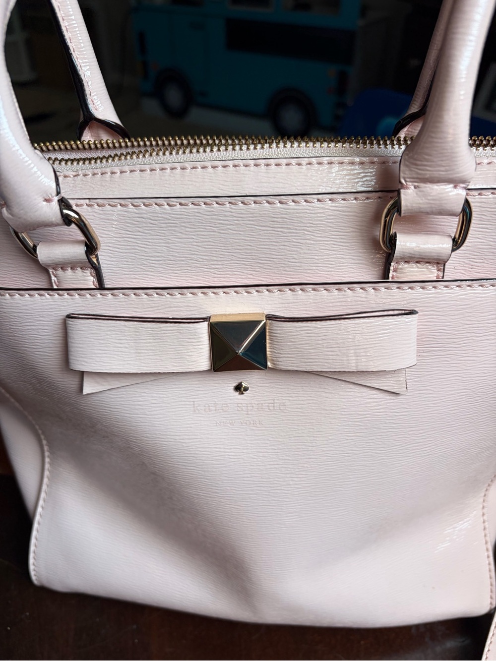 Kate Spade New York Light Pink Pebble Bow
